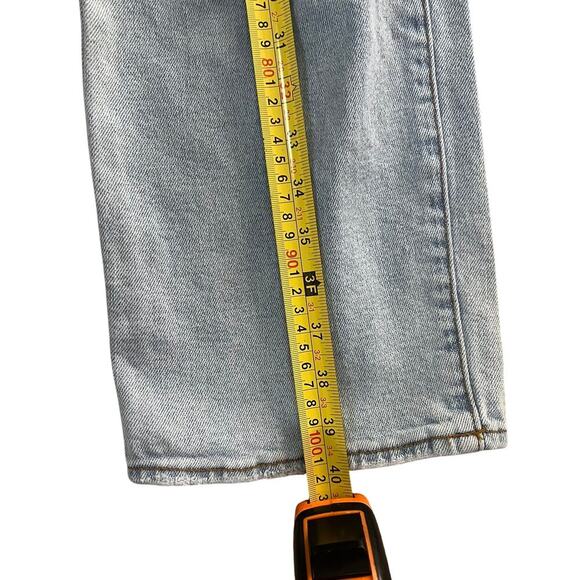S.O.N.G. Women’s Light Blue Jeans,  Size 5/27, 90’s Boyfriend Jeans - Picture 7 of 9